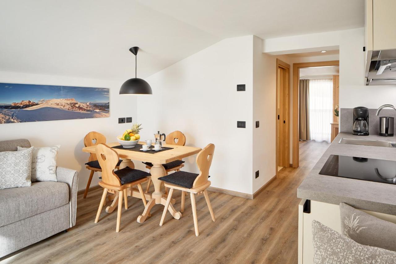 Residence Settsass Colfosco Bagian luar foto